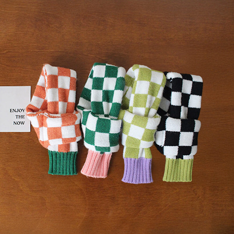 Classic Checkered Knit Cozy & Stretchable Warm Dog & Cat Scarf