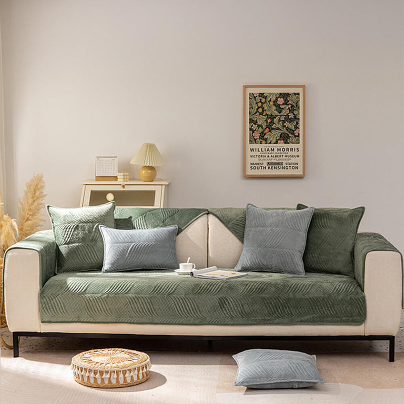 Leaf Patterned Plush Warm Non-Slip Couch Cover